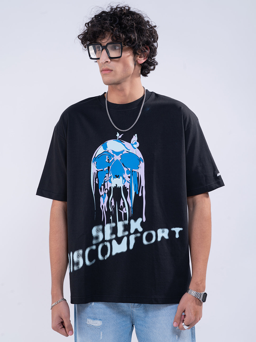 Seeking Discomfort Oversized T-Shirt in Black