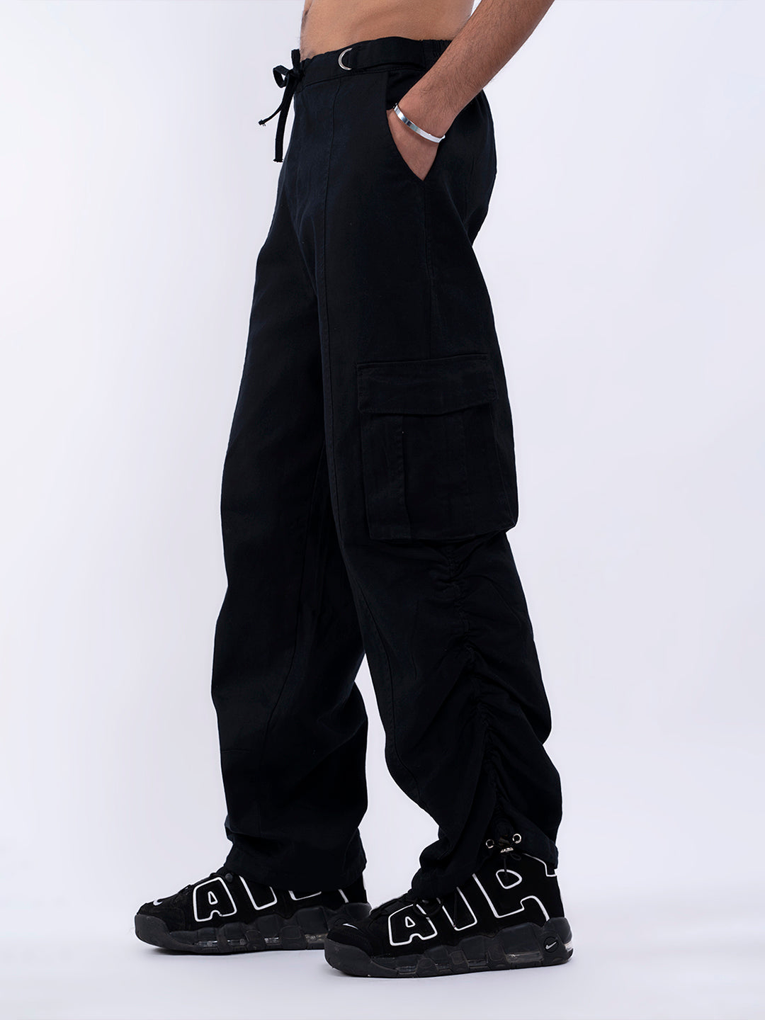 Utility Pockets Trousers in Black