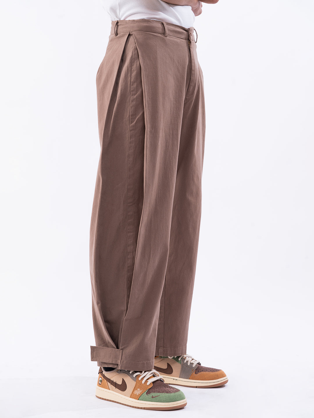 Regular Men's Brown Trousers